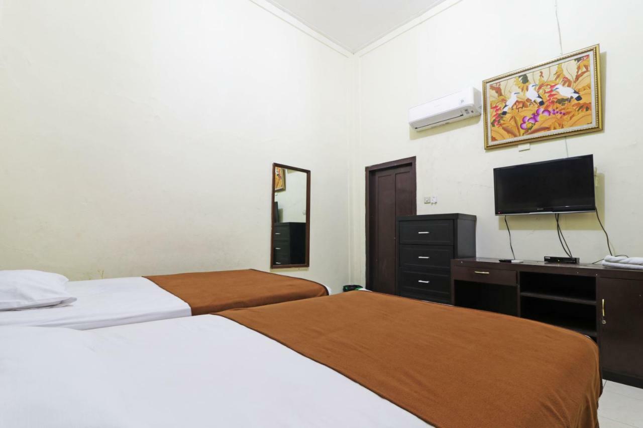 Borneo Hostel Giacarta Esterno foto
